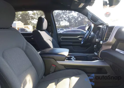 2021 Ram 1500 Big Horn 4X2 5'7 Box from USA, damaged, VIN 1C6RREFT3MN629070